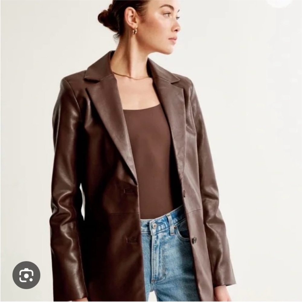 Abercrombie & Fitch Vegan Leather Oversized Blazer